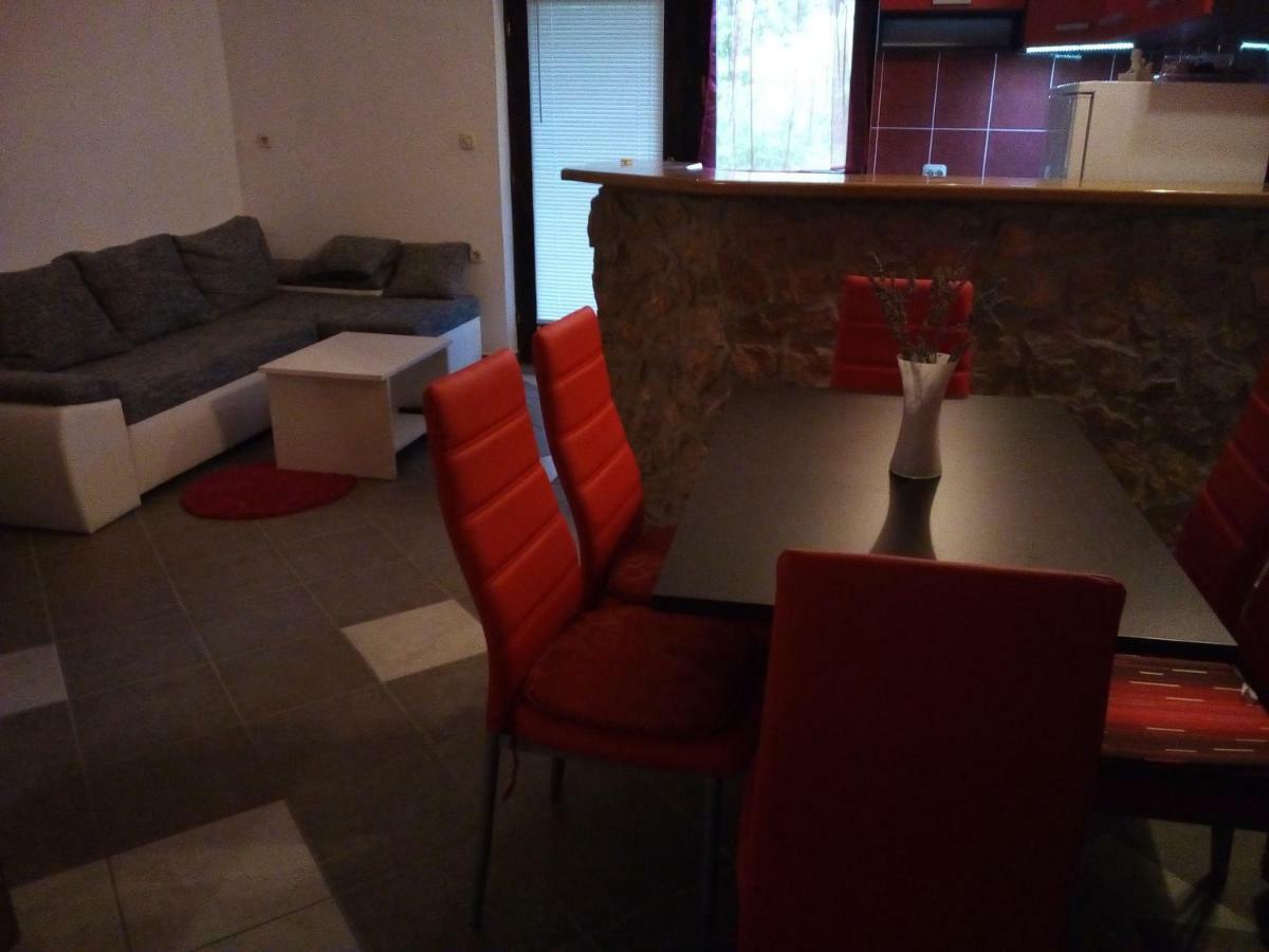 Studio Apartman Hrast Seline Eksteriør bilde