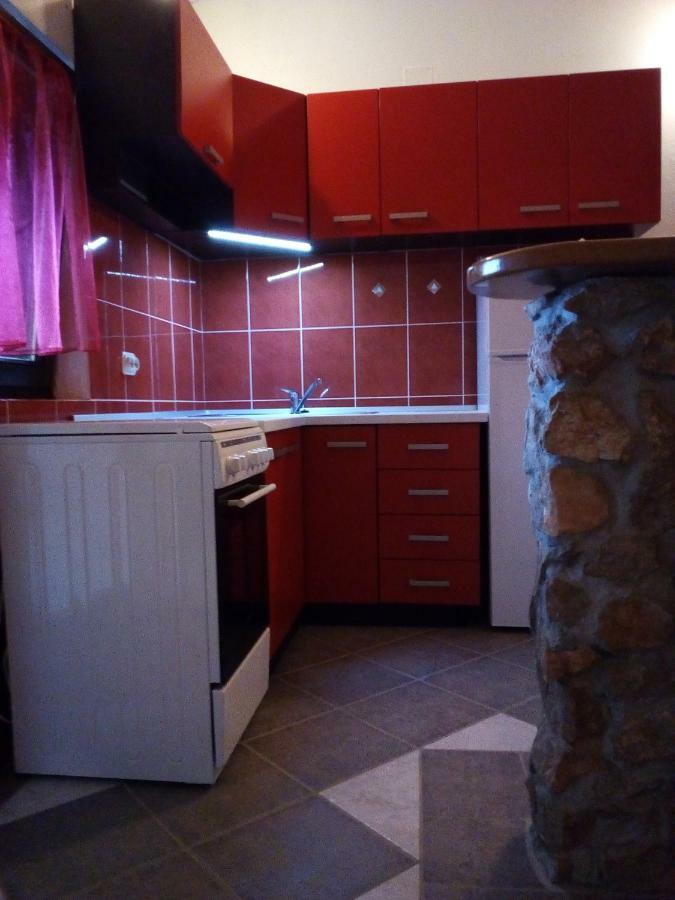 Studio Apartman Hrast Seline Eksteriør bilde